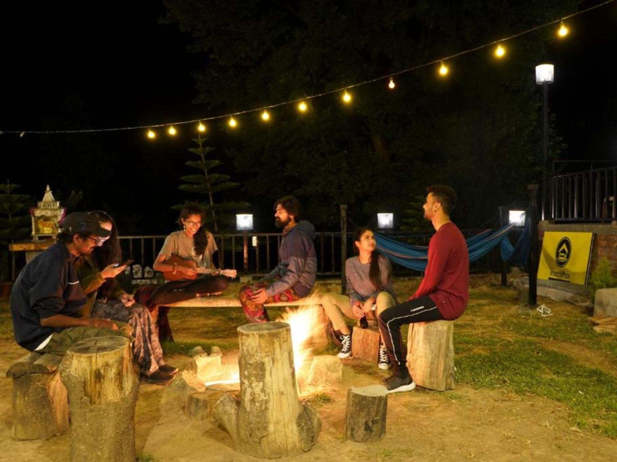 The Hosteller Bir Zewnętrze zdjęcie